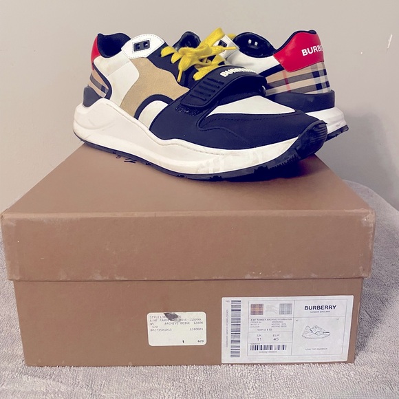 Burberry sneaker low top - Picture 3 of 7